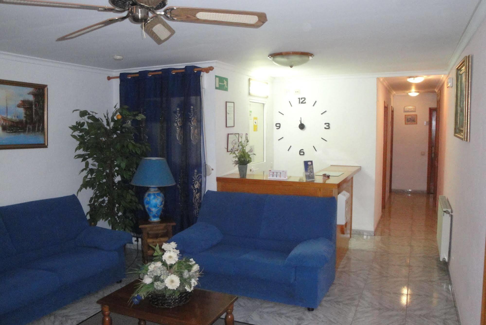 Hostal Cristina Denia Exterior photo