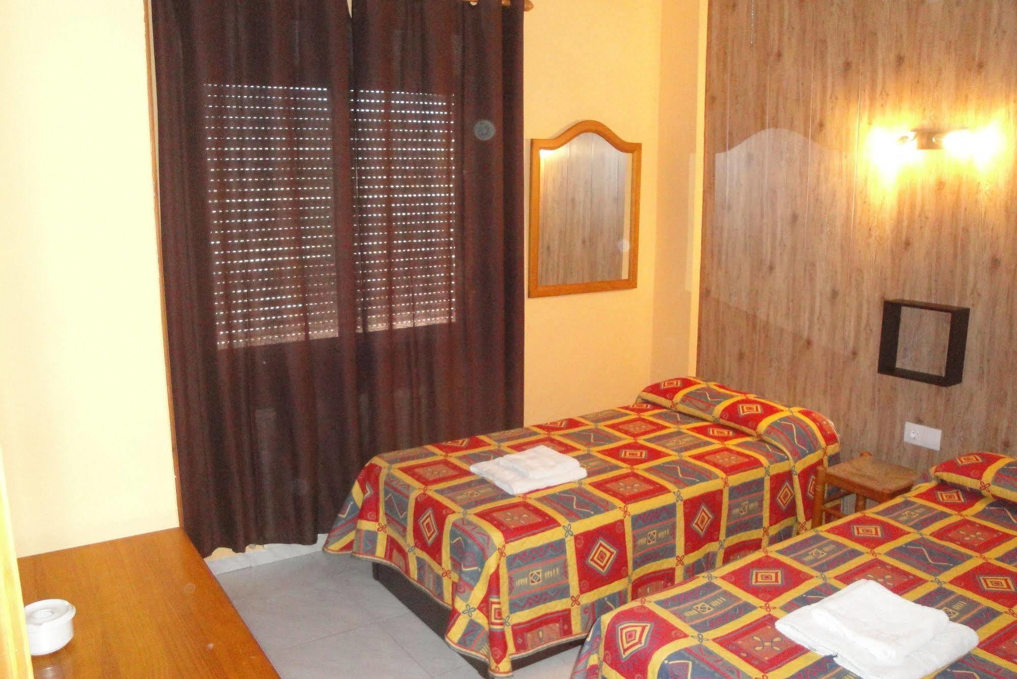 Hostal Cristina Denia Exterior photo